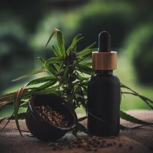Tusindvis af danskere bruger denne lovlige cbd olie – her er forklaringen